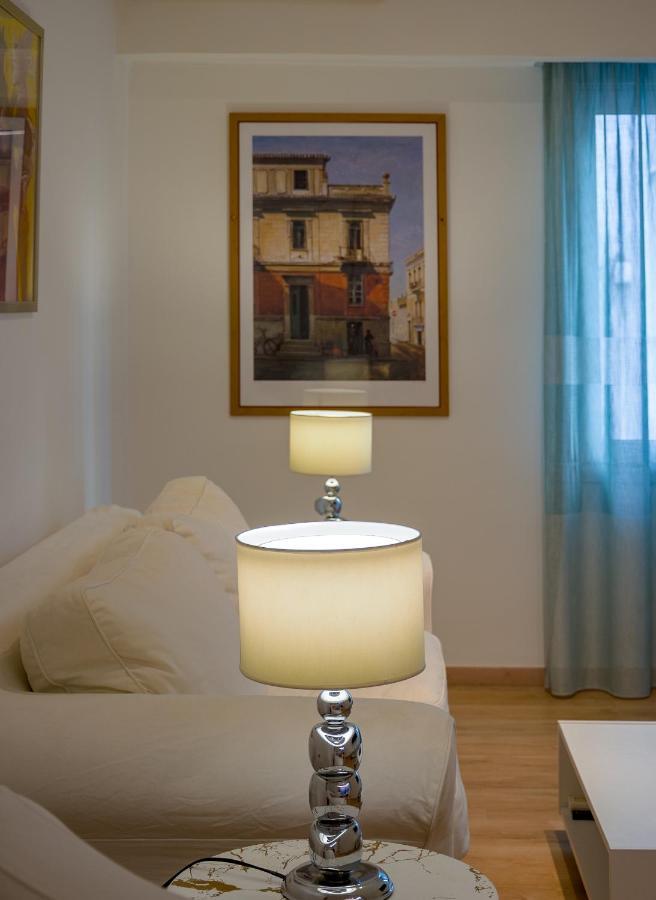 Nice 1Bd Apartment Close To Metro Station Ampelokipoi Athene Buitenkant foto