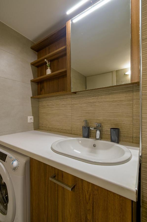 Nice 1Bd Apartment Close To Metro Station Ampelokipoi Athene Buitenkant foto